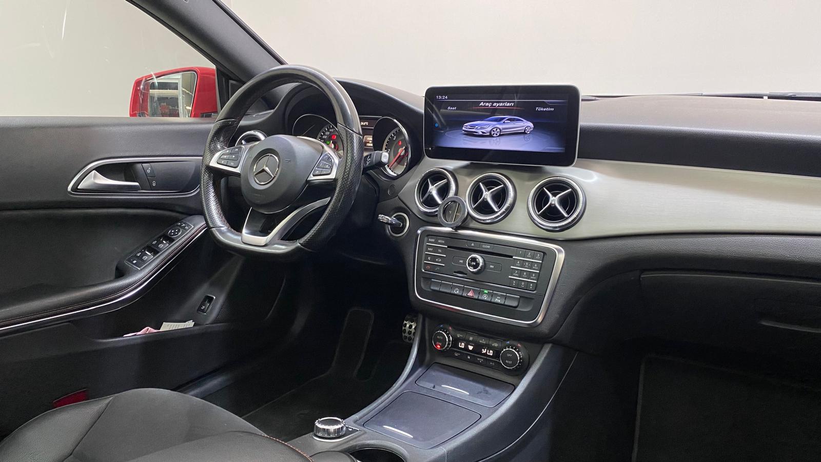 MERCEDES CLA 24